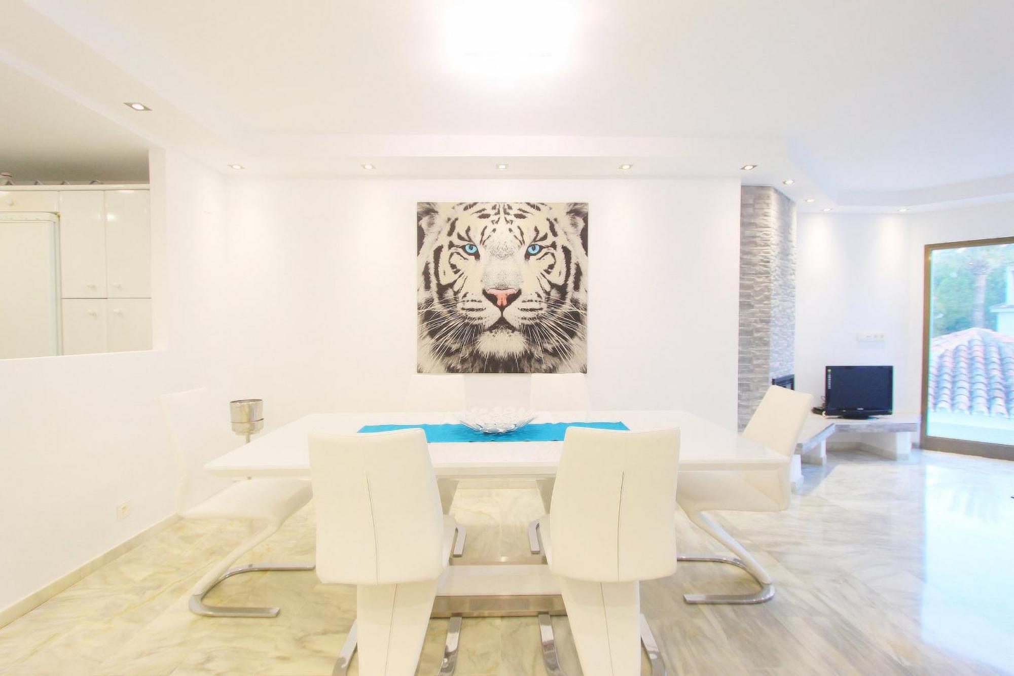 1108 Beachfront 2 Apartments With Roofterrace 80Mtrgt Beach 3 Pools 마르베야 외부 사진